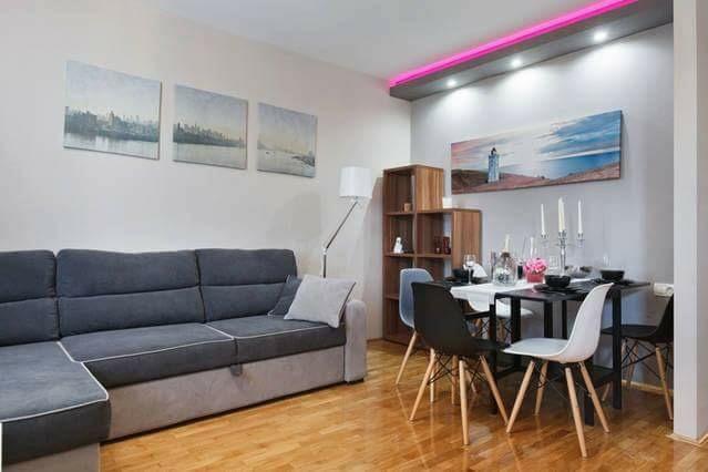 Apartments Romantica Єсенице Екстер'єр фото
