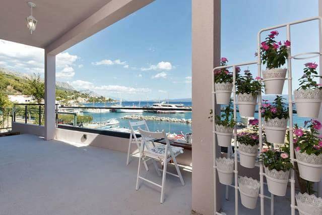 Apartments Romantica Єсенице Екстер'єр фото