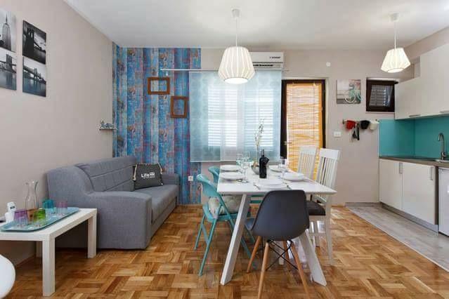 Apartments Romantica Єсенице Екстер'єр фото